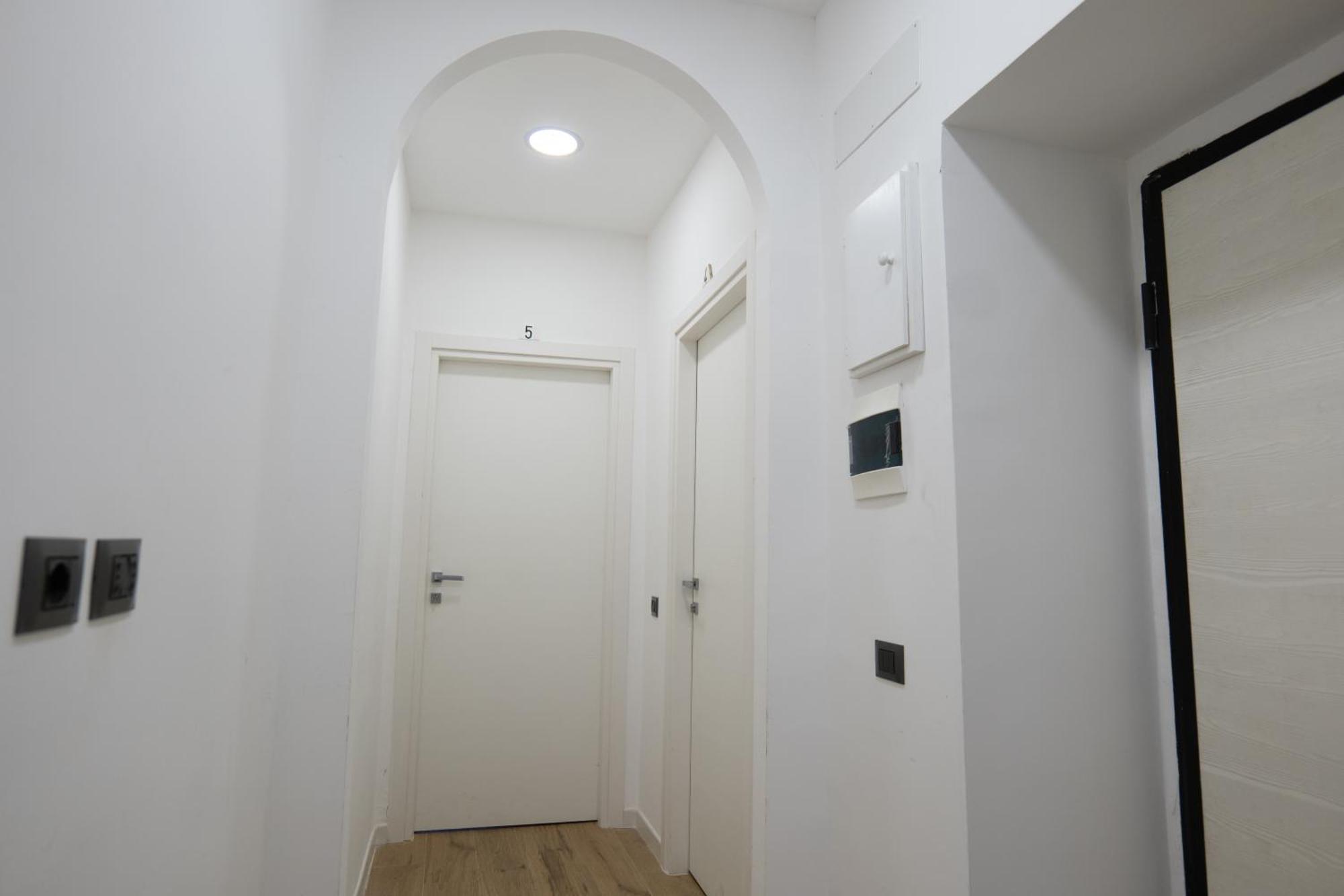 Gasthuis Dalmazia 33 *